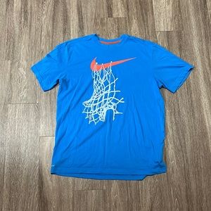 Nike T-shirt, men’s large